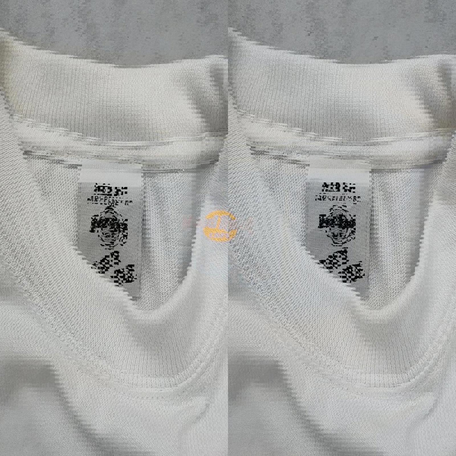 Vintage 1990’s Hard Rock Cafe Barcelona Graphic T-Shirt