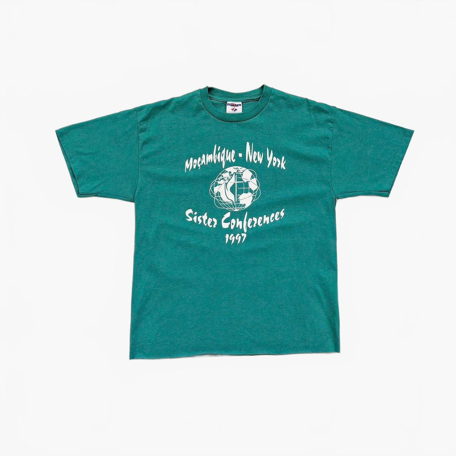 90s Moçambique New York T-Shirt / M