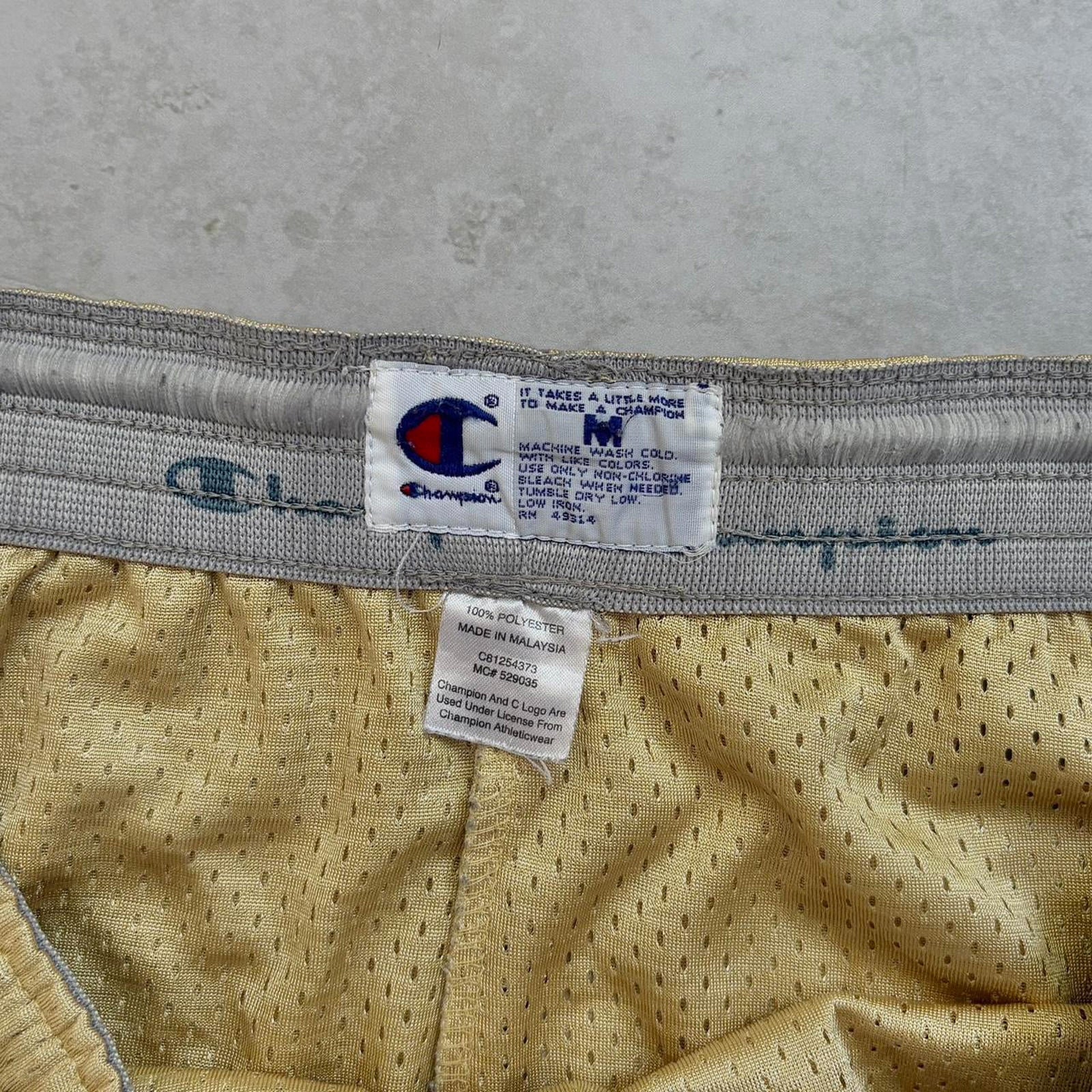 2000s Champion Pitt Mesh Shorts / M