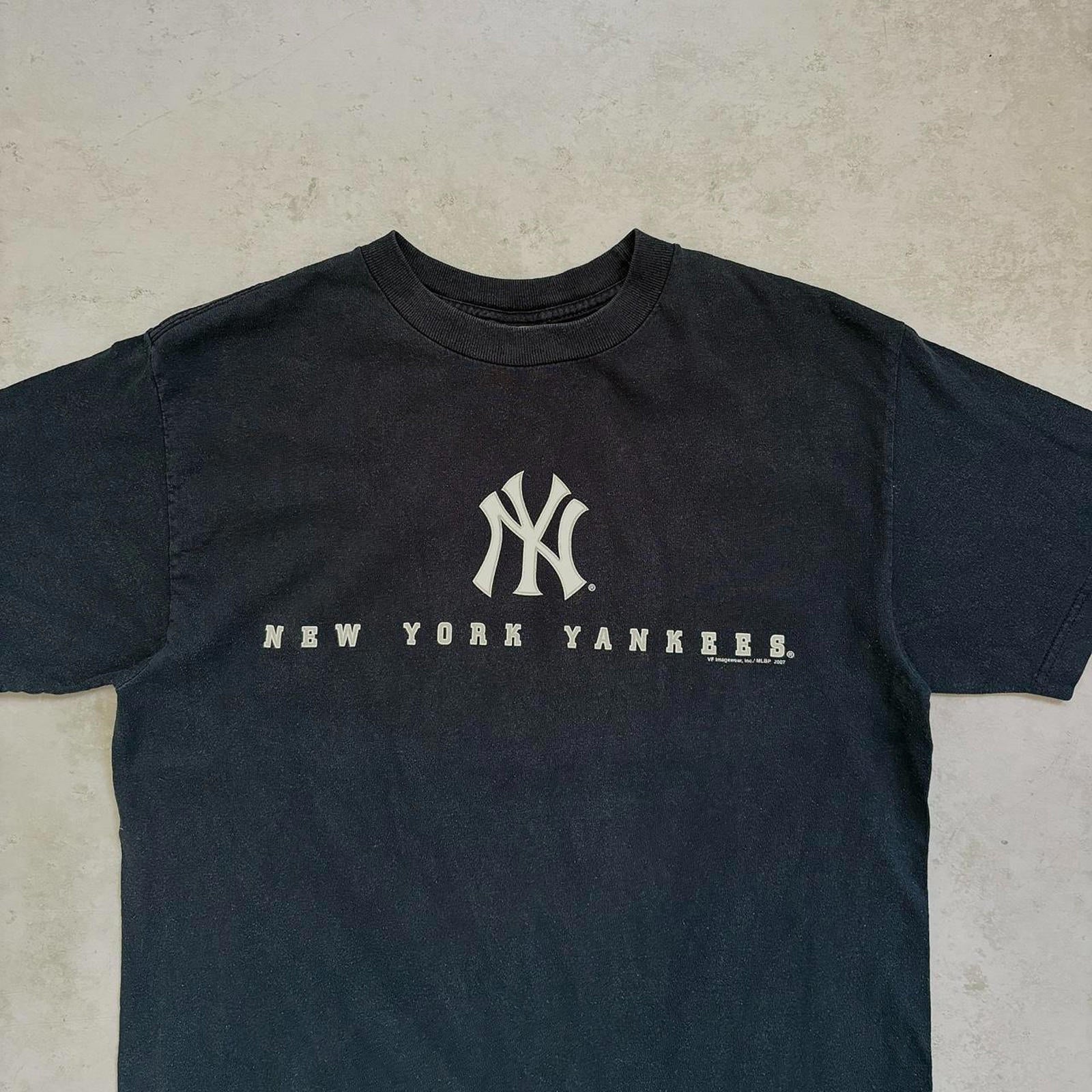 2007 New York Yankees Script Logo T-Shirt / M