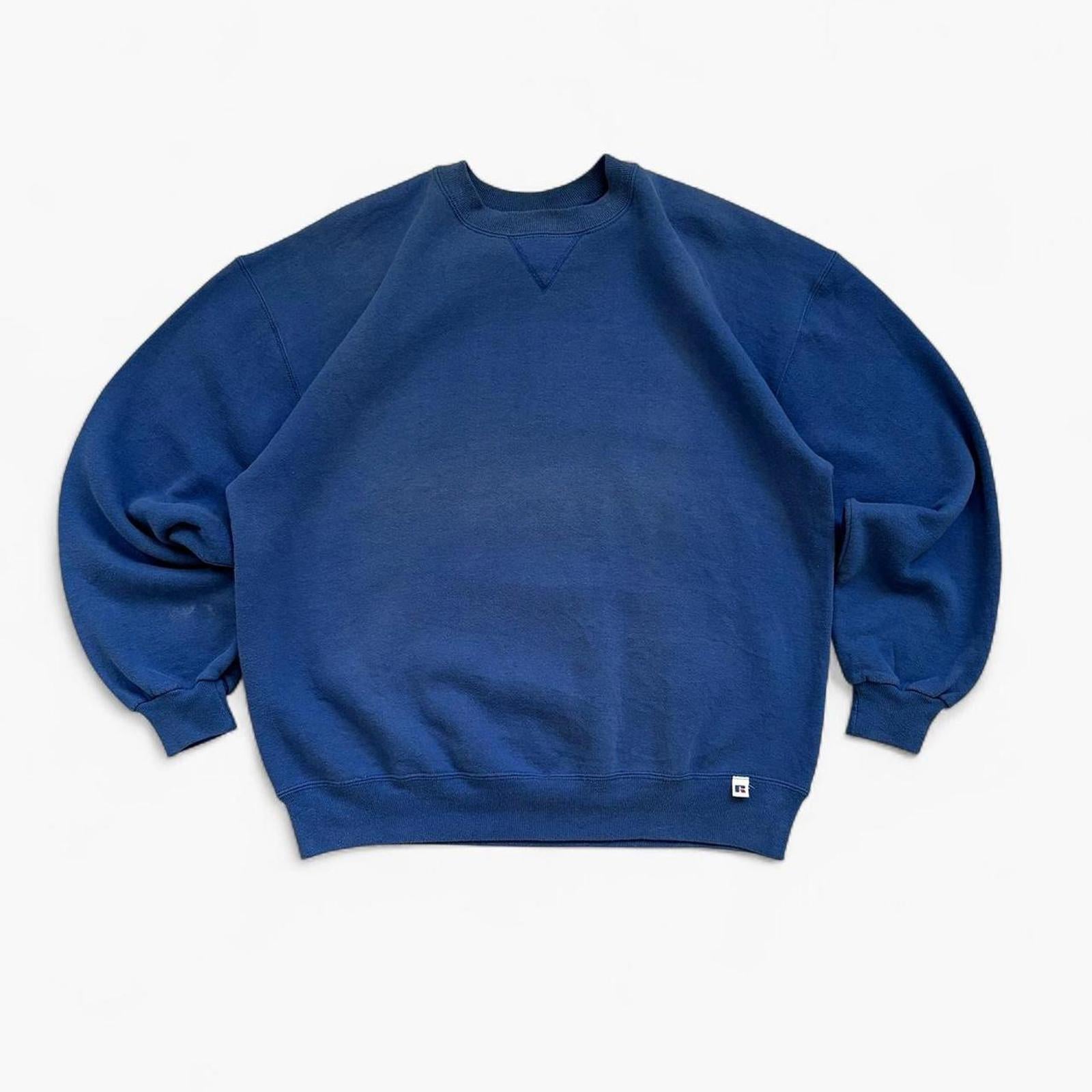 Vintage 1990’s Russell Athletic Blank Sweatshirt