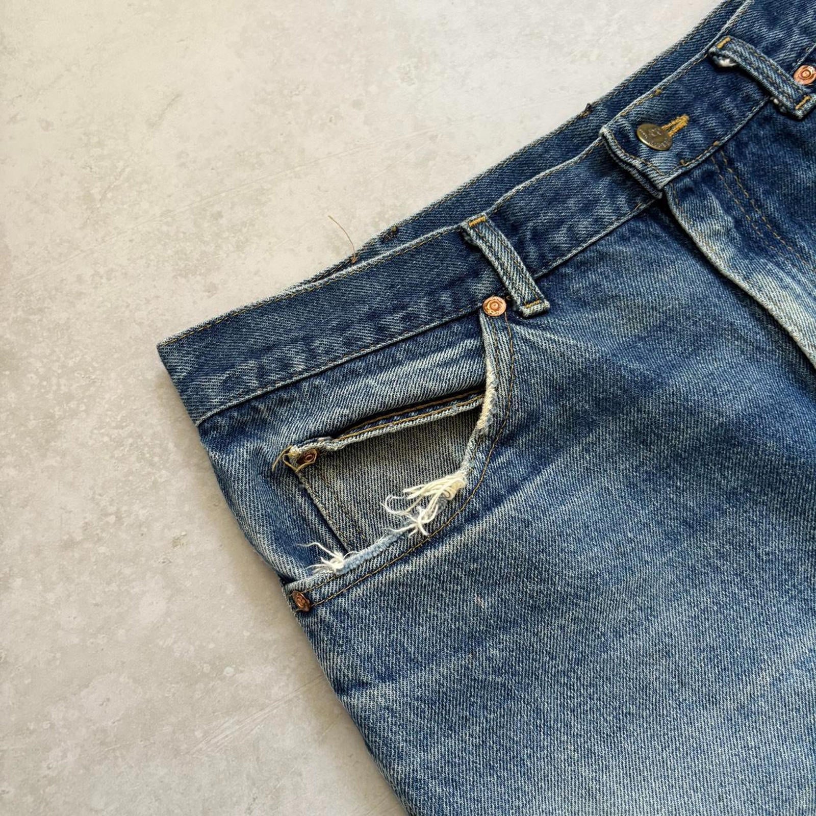 70s Lee Bootcut Distressed Jeans / W34