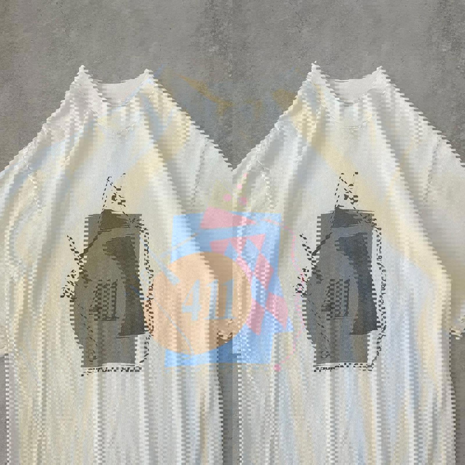 Vintage 411 Restaurant Graphic T-Shirt